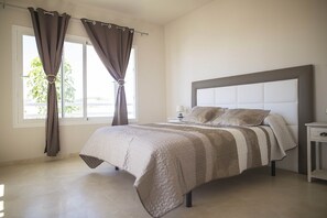 2 chambres, fer et planche Ă repasser, Wi-Fi gratuit