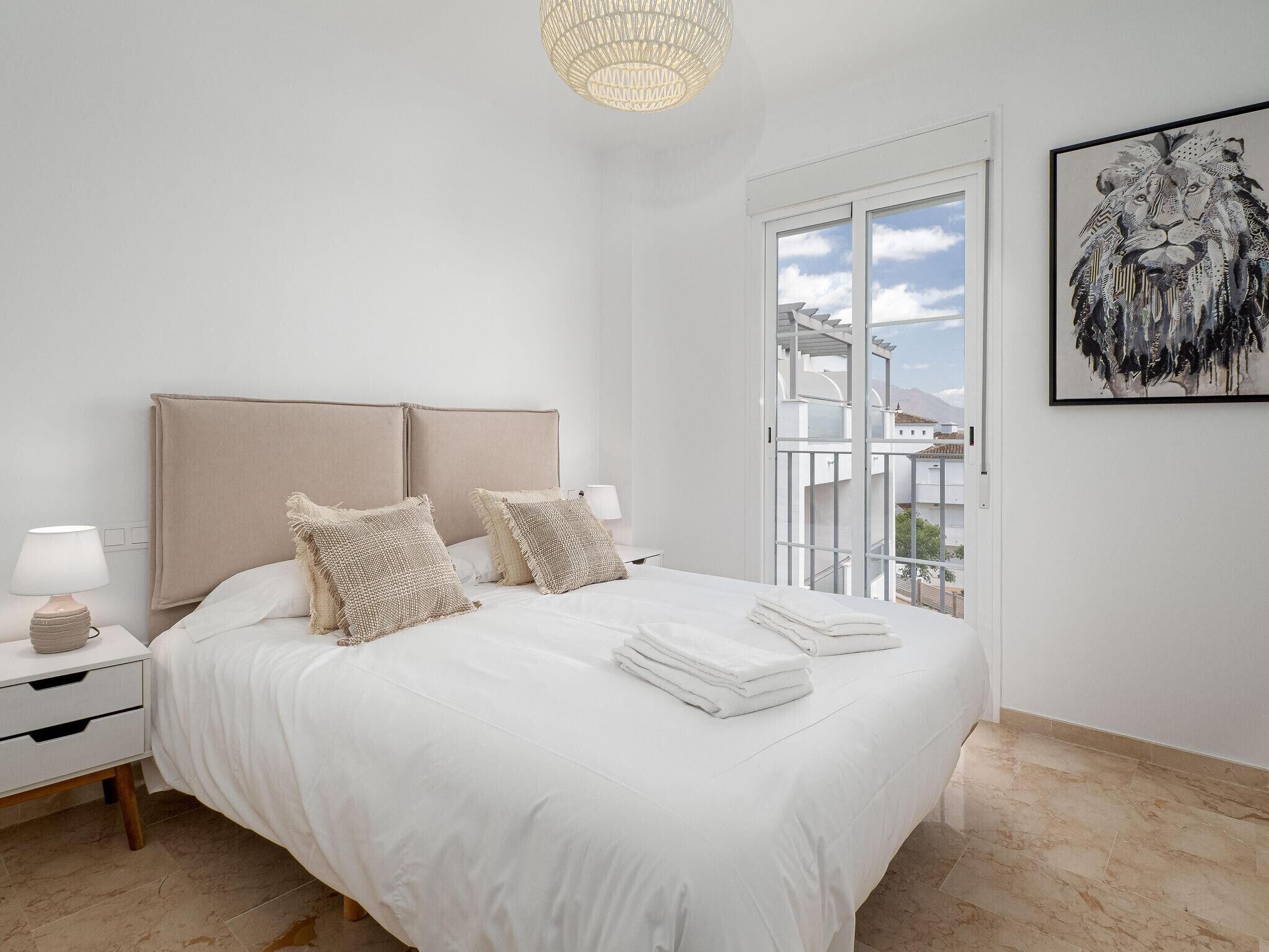 3 chambres, fer et planche à repasser, Wi-Fi gratuit