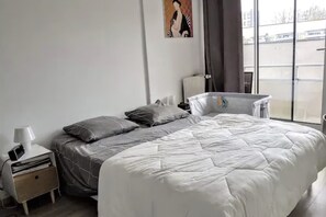 3 chambres, Wi-Fi gratuit, draps fournis