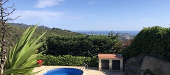 Weekly rental, villa Lloret de Mar with private pool, quiet area