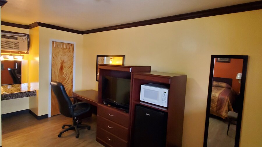 Vanguard Motel