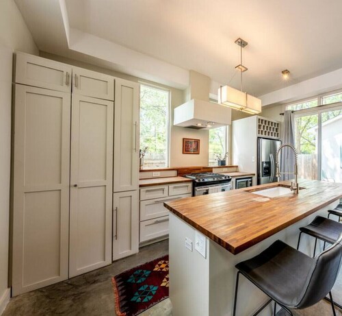 Modern Boho Guesthouse, Close to Best Austin Spots