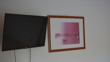 Apartment | 1 bedroom, free WiFi, bed sheets