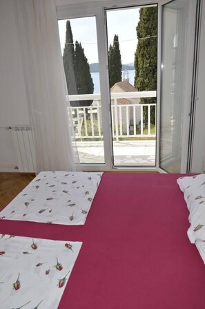 Appartement | 2 chambres, Wi-Fi gratuit, draps fournis