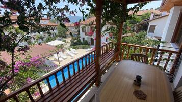 Villa Begonvil Upstairs | Terassi/patio