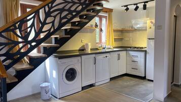 Villa Gul Upstairs | Eigene Küche | Mini-Kühlschrank