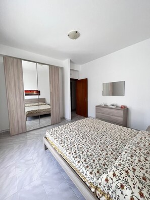 3 Schlafzimmer, Bügeleisen/Bügelbrett, kostenloses WLAN, Bettwäsche