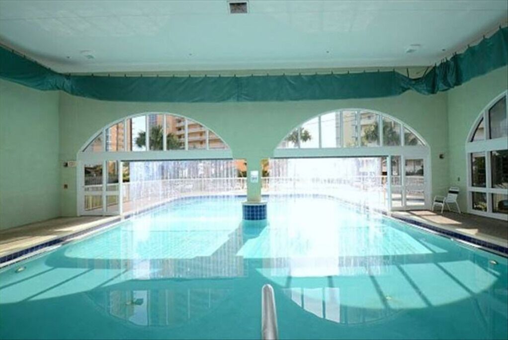 Innenpool, Außenpool