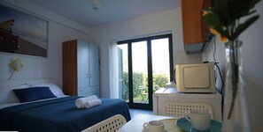 1 camera, una cassaforte in camera