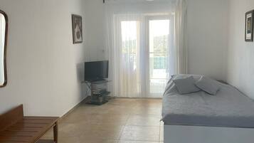 1 Schlafzimmer, Bügeleisen/Bügelbrett, Reisekinderbett, kostenloses WLAN