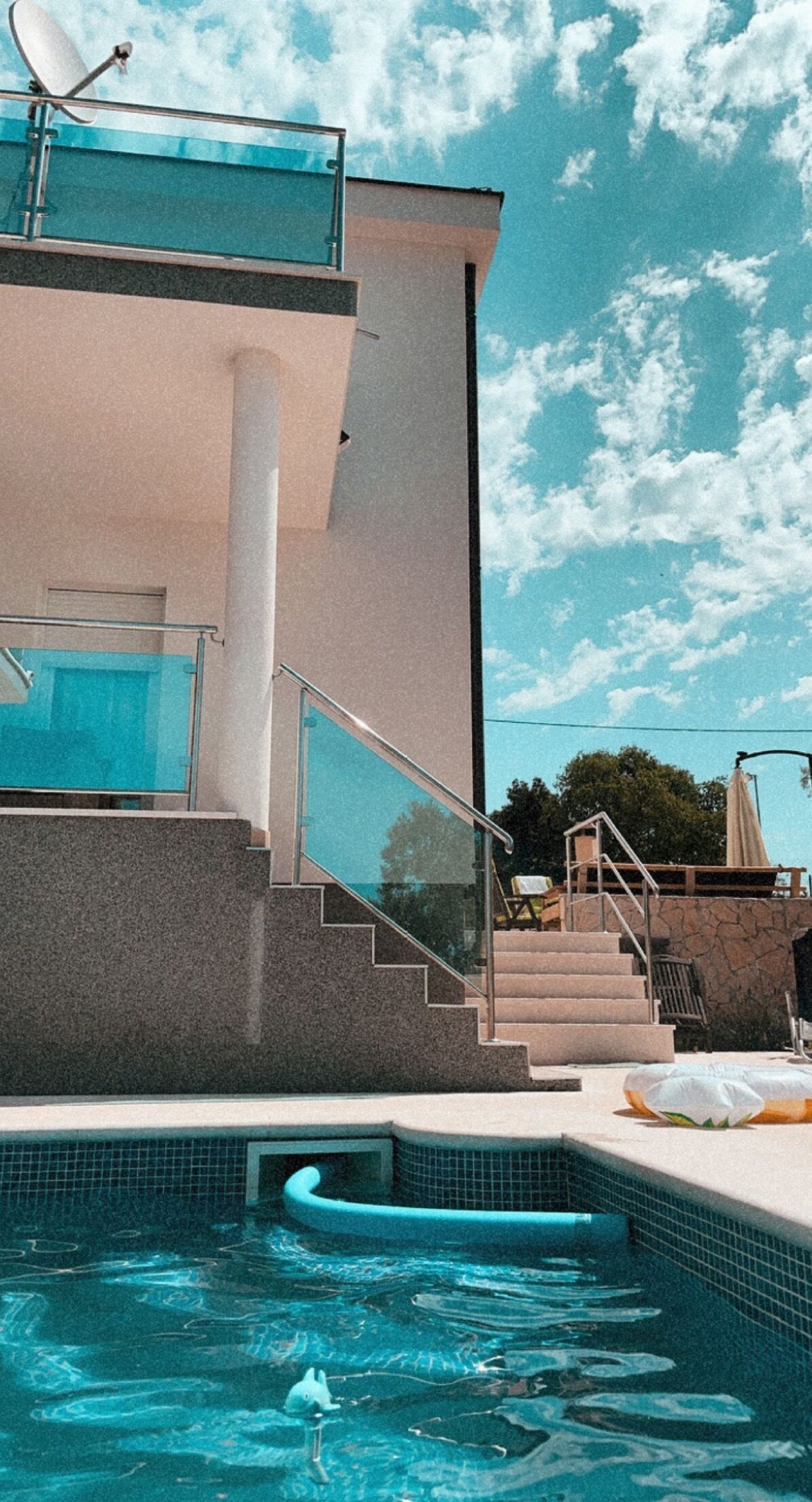 泳池