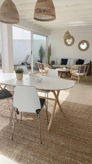 تناول الطعام