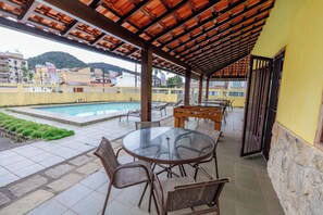 Télévision LCD de 20 pouces avec chaßnes numériques, télévision