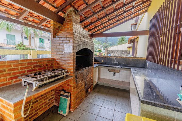 Aire de pique-nique/barbecue