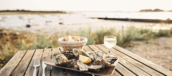 Crac'h, charming longère in a quiet location