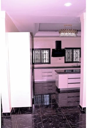 Interior - The Grand Garden Villa - 600 metres from Tanji Beach⛱ (Tanji)