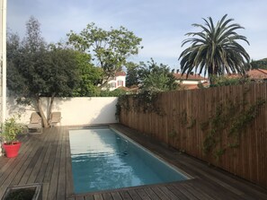 Piscine extérieure, piscine chauffée