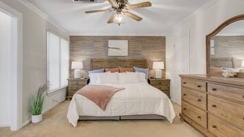 3 chambres, fer et planche à repasser, Wi-Fi gratuit, draps fournis