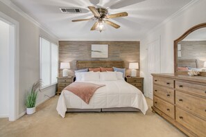 3 bedrooms, iron/ironing board, free WiFi, bed sheets