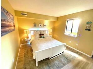 1 camera, una scrivania, Wi-Fi gratuito