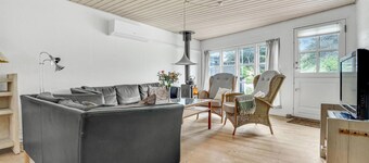 Gorgeous apartment in Blokhus with WiFi