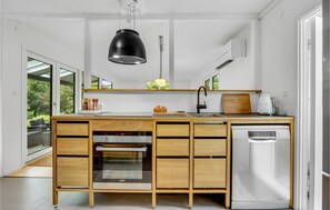 Réfrigérateur, lave-vaisselle