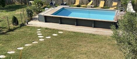 Outdoor pool, a heated pool