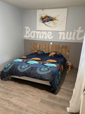 5 bedrooms, WiFi