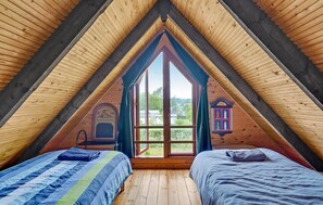 2 bedrooms, free WiFi