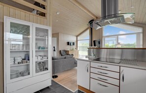 Kühlschrank, Herdplatte, Geschirrspüler