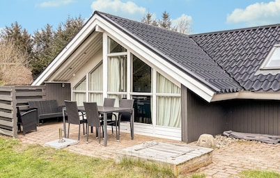 Pet friendly home in Hvide Sande with sauna