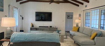 Vero Oasis! Come hide away in this charming home.