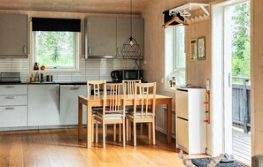 Kühlschrank, Ofen, Herdplatte, Geschirrspüler