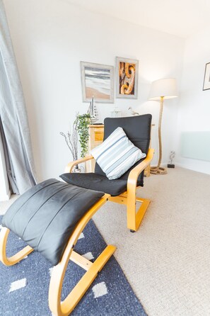 Interior - Watersedge Retreat Lake District views Pet friendly (Sandside Beetham)