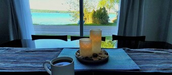 Lake Escape - PRIVATE LAKEFRONT WITH KAYAKS, DOCK, AND BEACH BONFIRE RING!