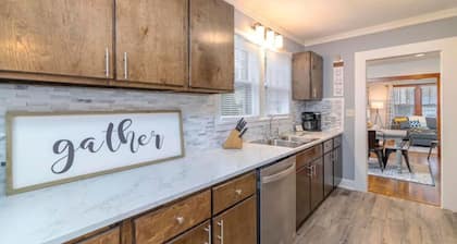 Cozy Bristol Retreat 2 Blocks from State Street