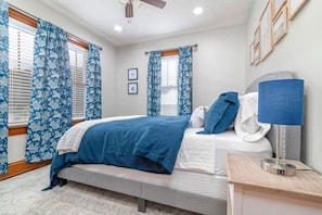 3 chambres, fer et planche à repasser, Wi-Fi gratuit, draps fournis