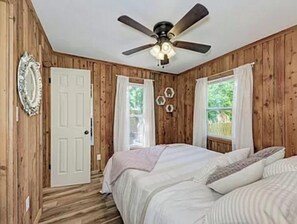 2 soverom, wi-fi (inkludert) og sengetøy