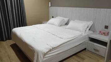 9 habitaciones y wifi