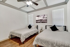 3 bedrooms, desk, iron/ironing board, travel cot