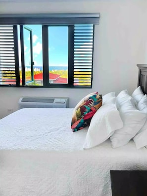 2 bedrooms, free WiFi, bed sheets - Ocean View Villa at Rio Mar Country Club 30 day minimum (Río Grande)