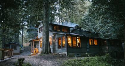 Three waterfalls, a river and Lodge.