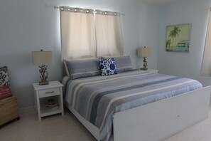 2 bedrooms, desk, free WiFi, bed sheets