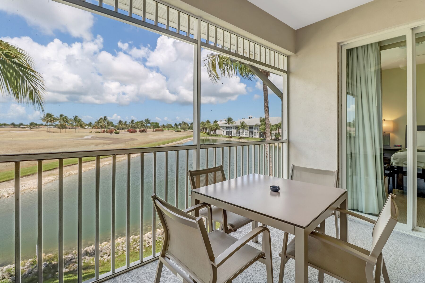 Welcome to Rilassare at Greenlinks Grande Villas!