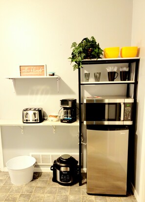 Microonde, macchina per tè/caffè, pentole/stoviglie/utensili