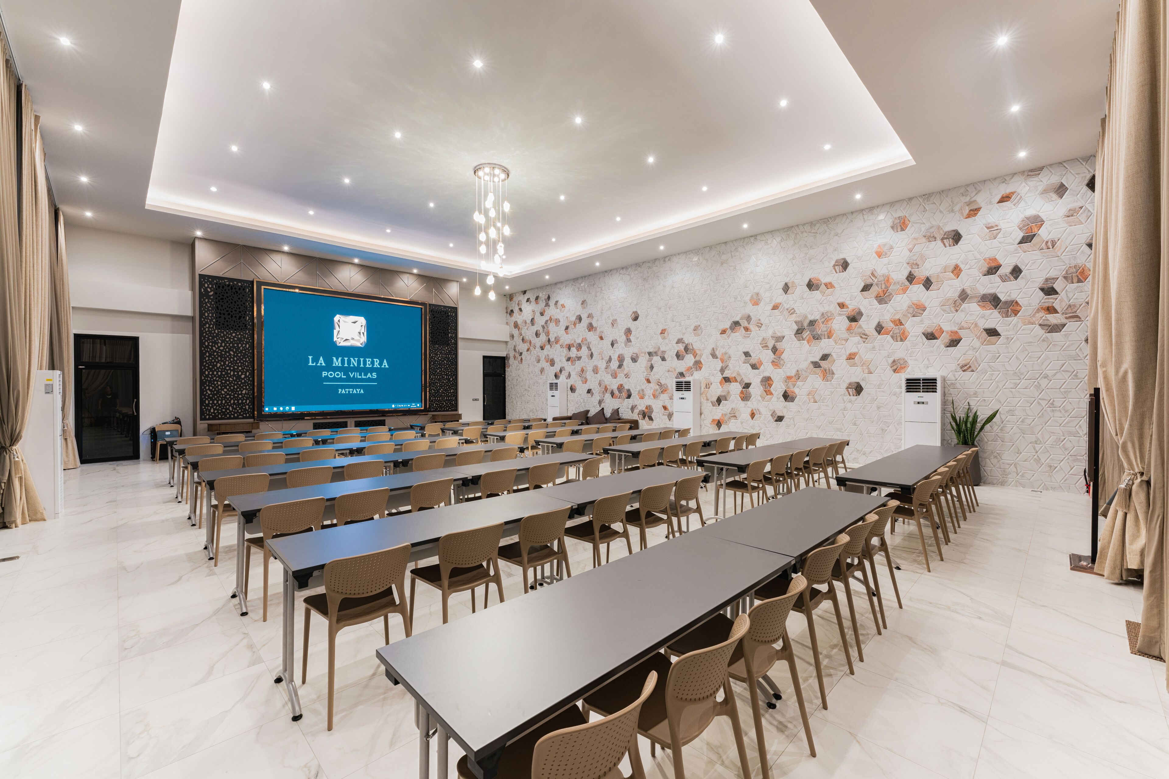 Photo - La Miniera Pool Villas Pattaya - Small Luxury Hotels of the World