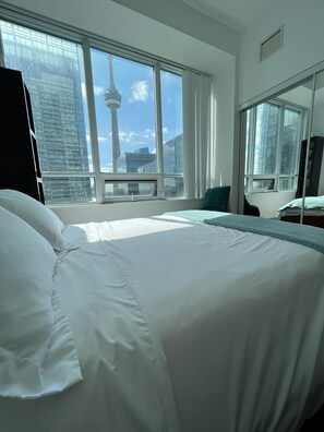 2 quartos, escrivaninha, ferros/tábuas de passar roupa, Wi-Fi