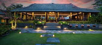 Villa Kapungkur | Luxury Joglo 5BR w Private Pool