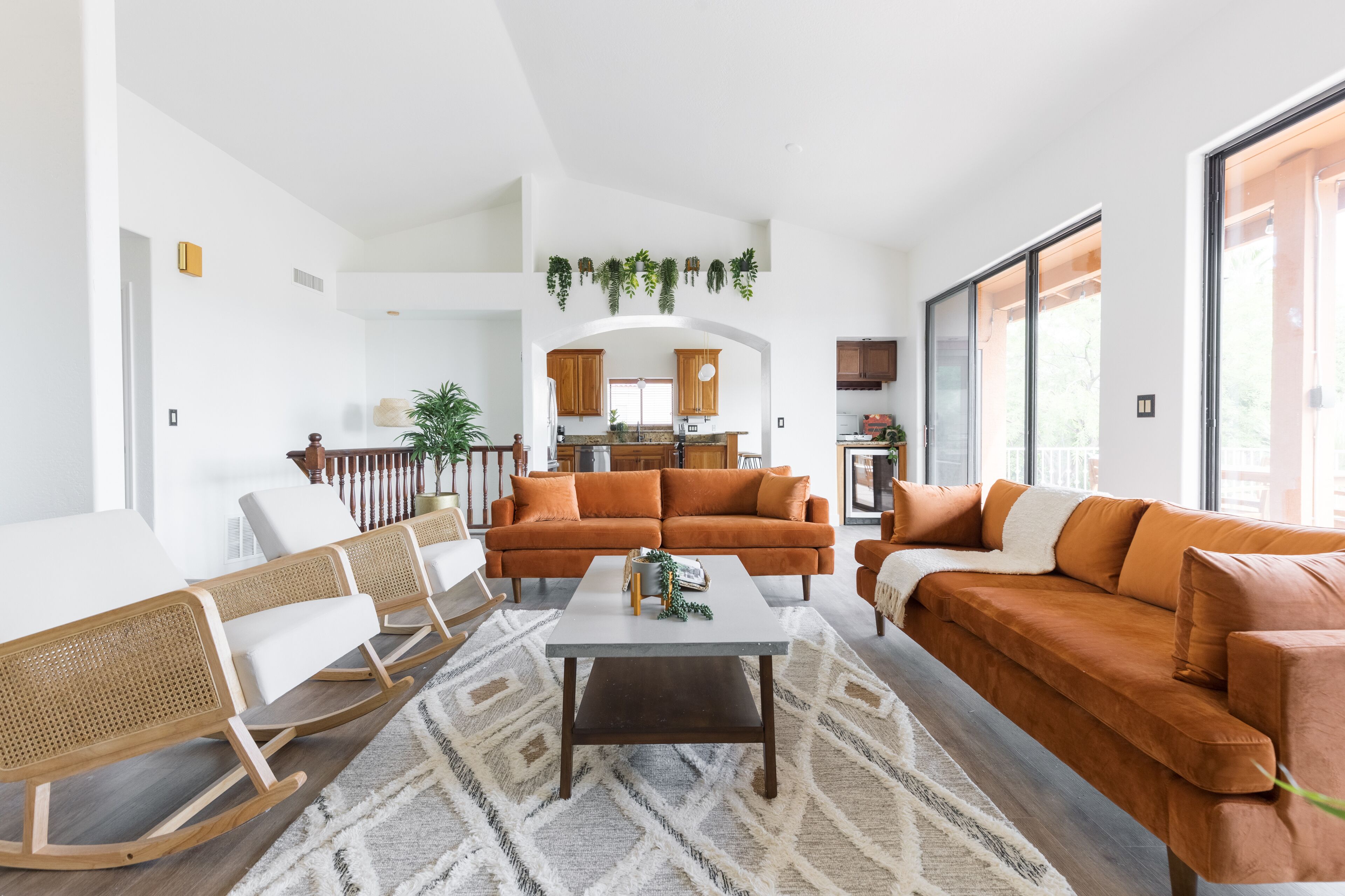 Smart TV, fireplace, table tennis