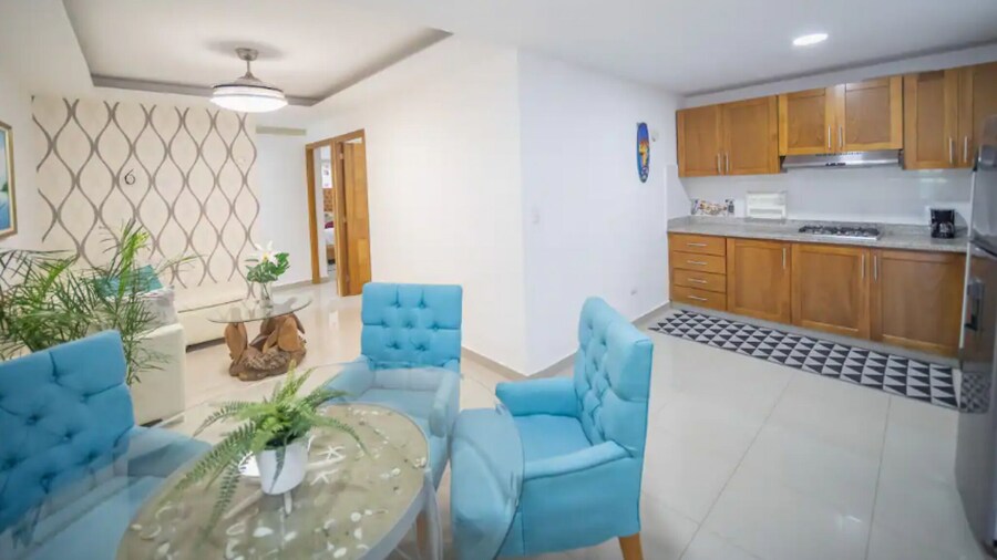 Fully Equipped New 2br Apt-dt2mins To The Beach